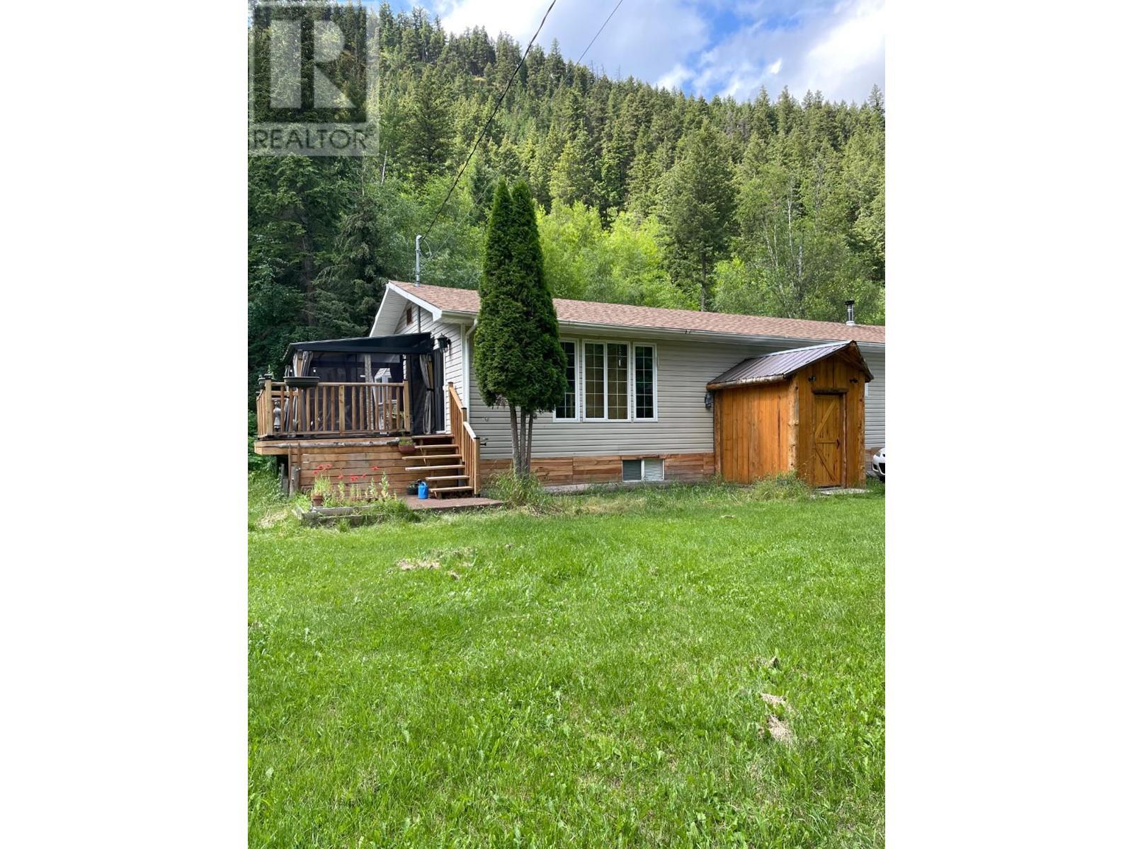 Listing 168802 - Large Photo # 1