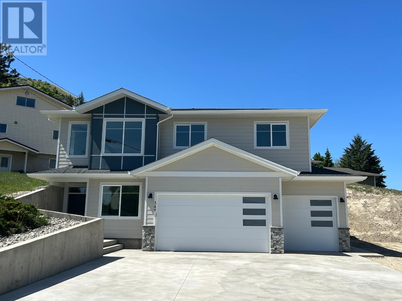 Listing 169653 - Large Photo # 1
