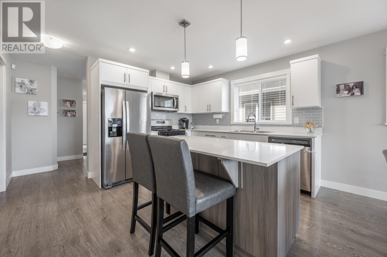 Listing 169883 - Large Photo # 3