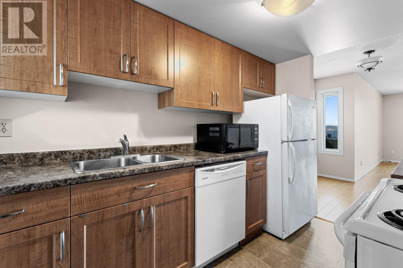 Listing 170589 - Large Photo # 1