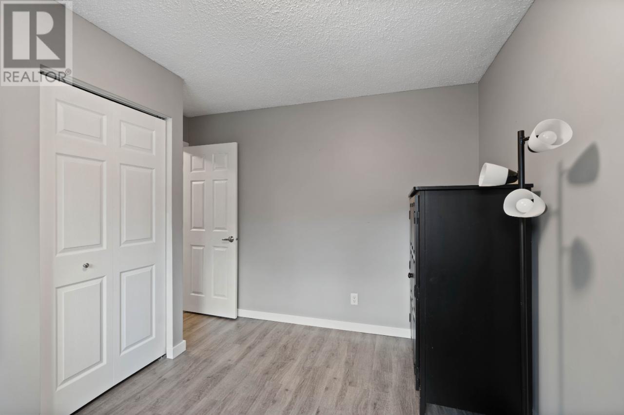 Listing 170591 - Large Photo # 15