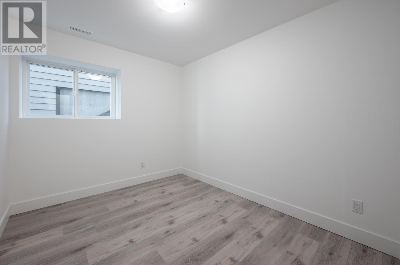 Listing 170939 - Large Photo # 9
