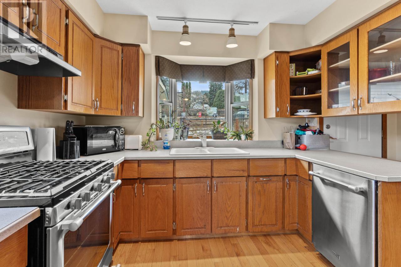 Listing 171022 - Large Photo # 4