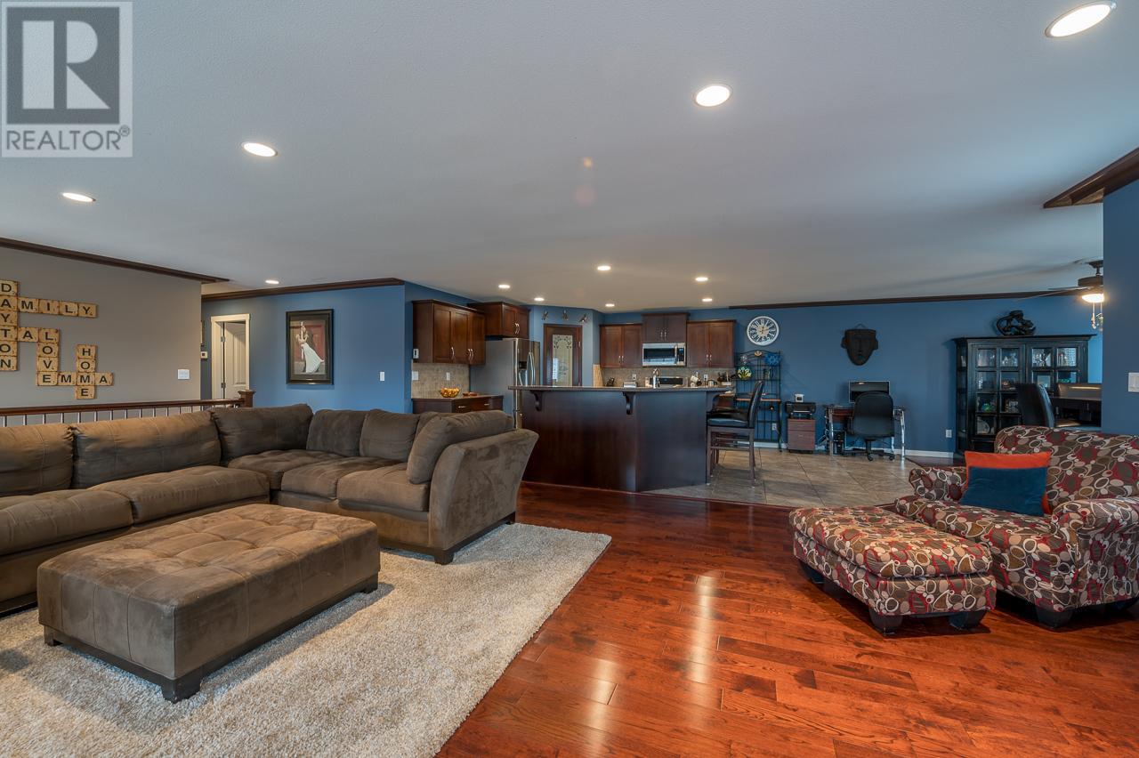 Listing 171075 - Large Photo # 6