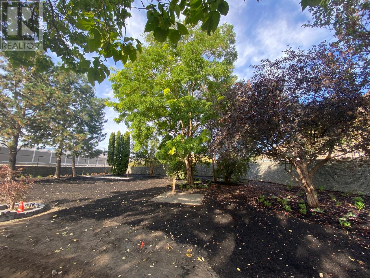 Listing 171122 - Large Photo # 33