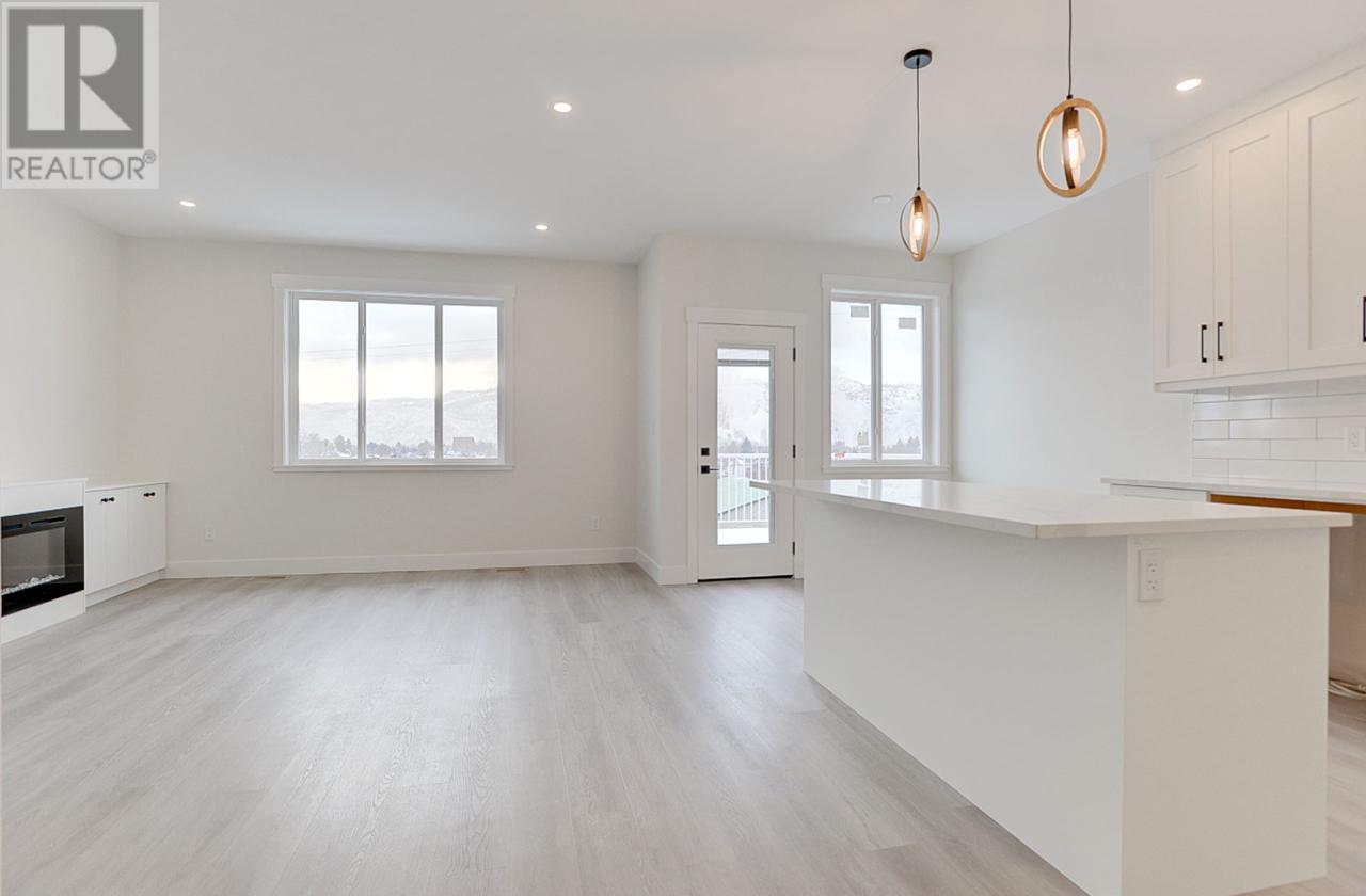Listing 171203 - Large Photo # 10