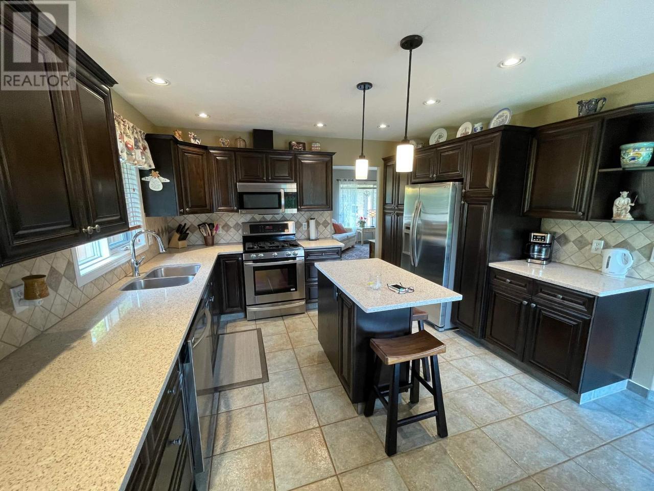 Listing 171300 - Large Photo # 4