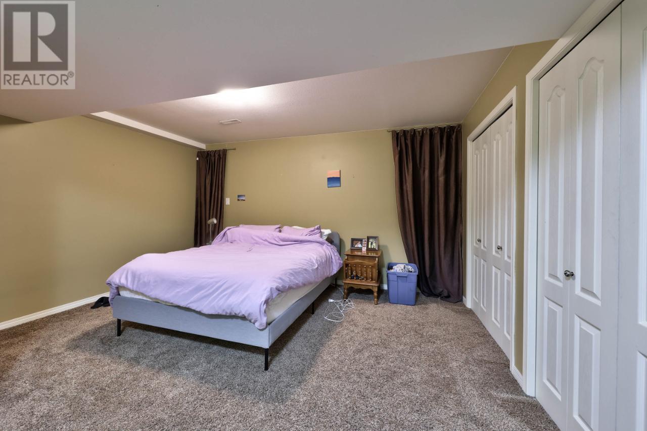 Listing 171436 - Large Photo # 32