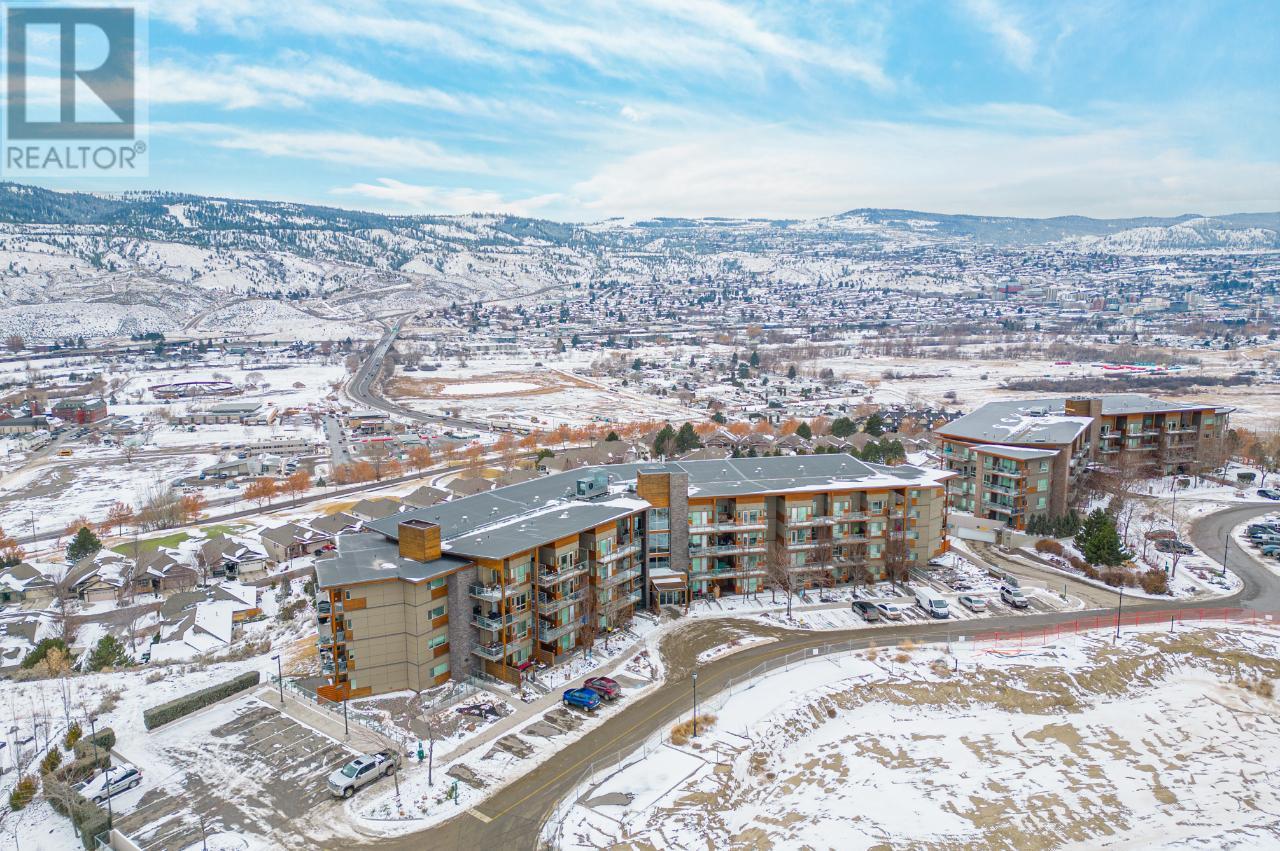 Listing 171668 - Large Photo # 40
