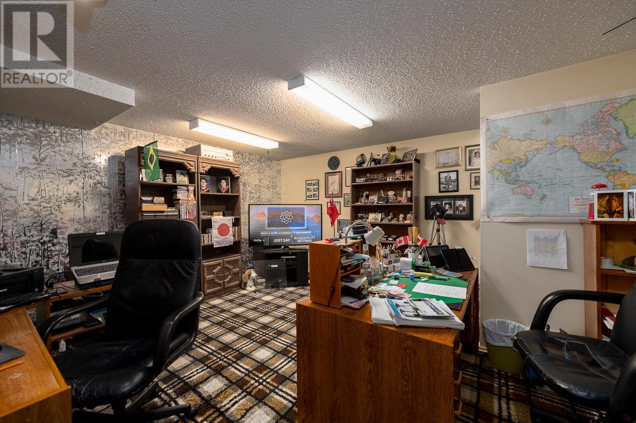 Listing 171773 - Large Photo # 25