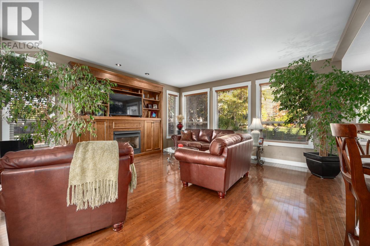 Listing 171811 - Large Photo # 12