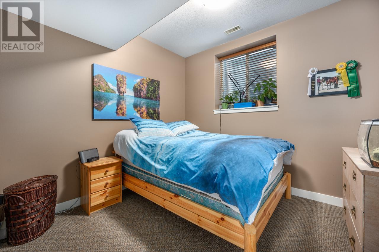 Listing 171811 - Large Photo # 38