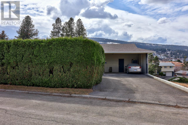 1920 GLENCOE PLACE, Kamloops