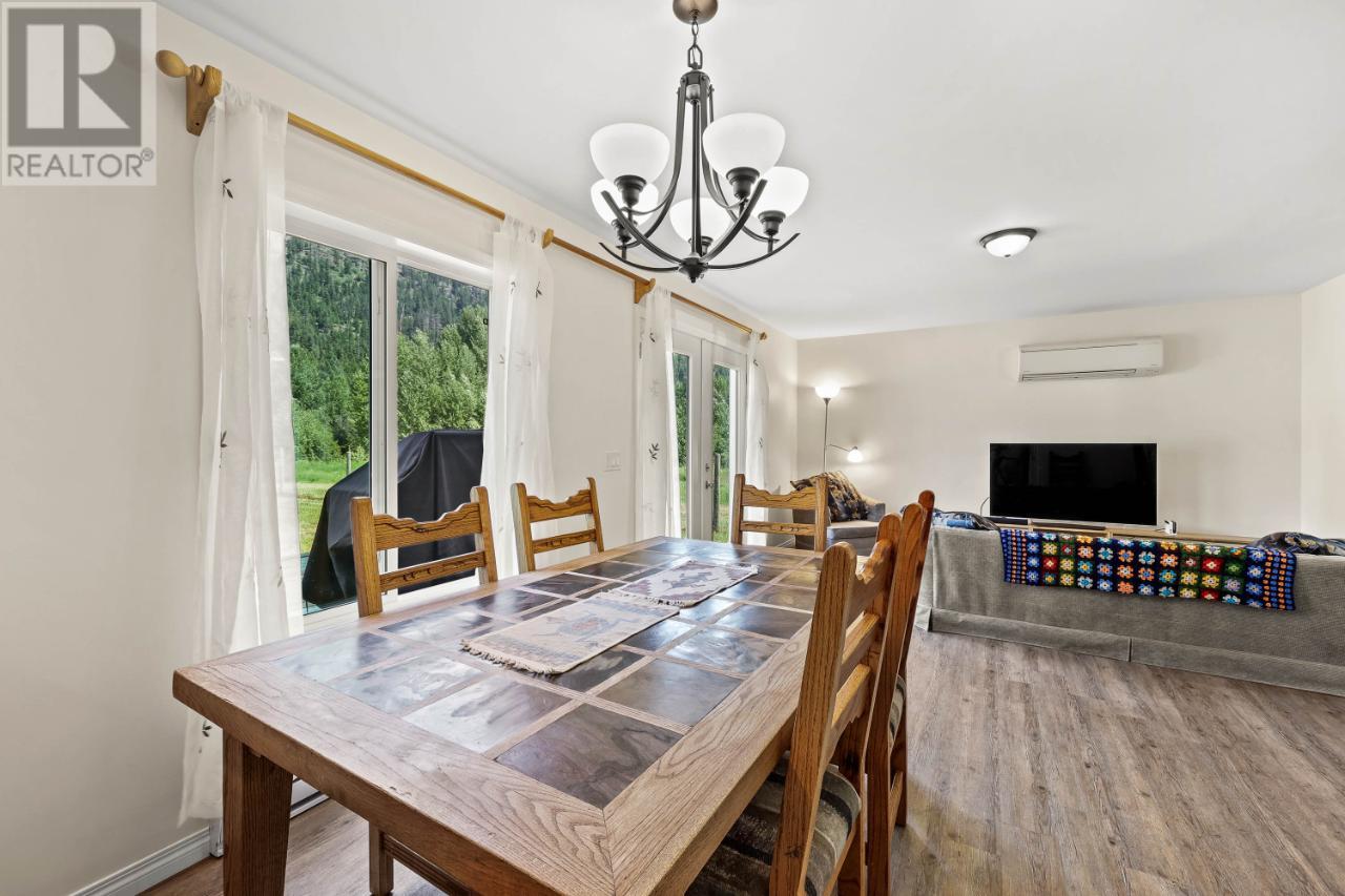 Listing 172367 - Large Photo # 13