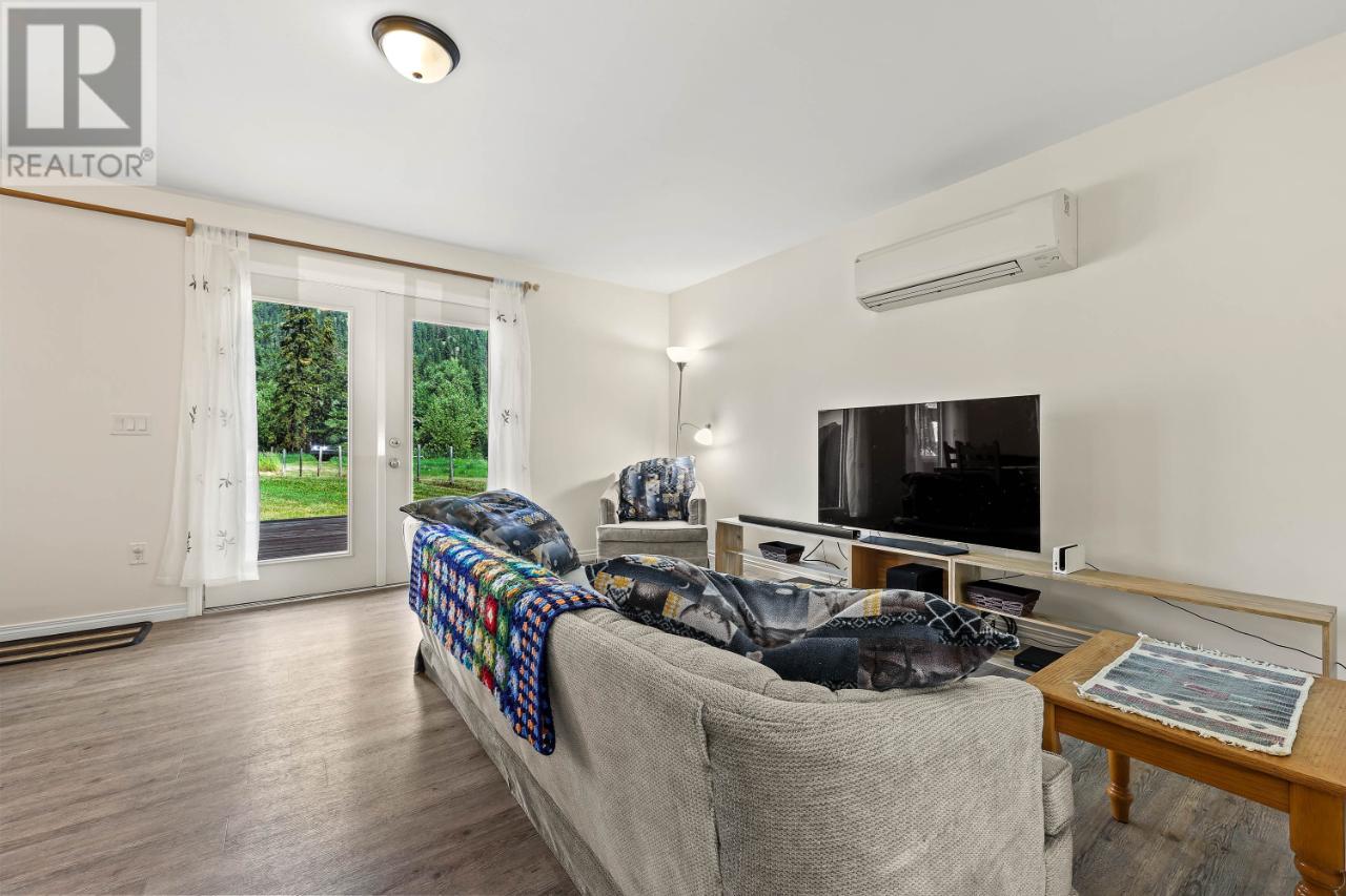Listing 172367 - Large Photo # 10