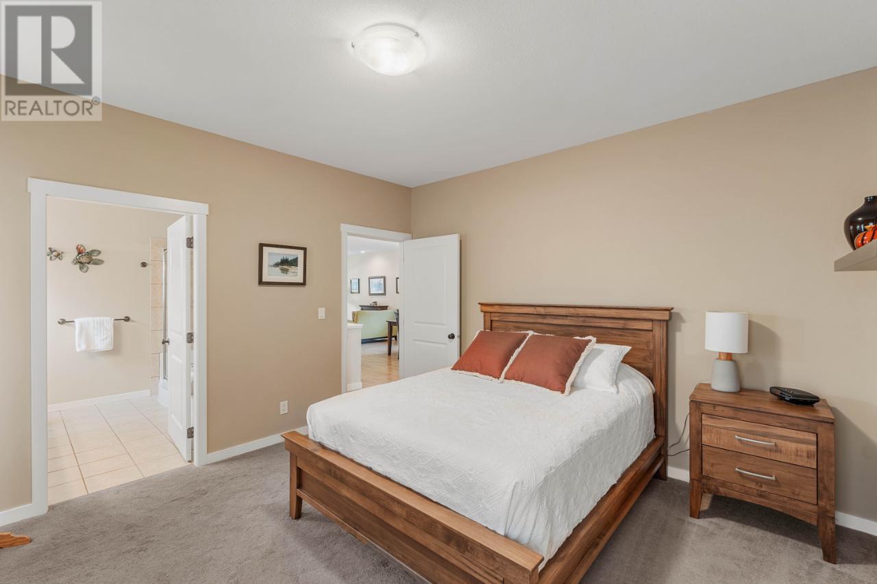 Listing 172742 - Large Photo # 12