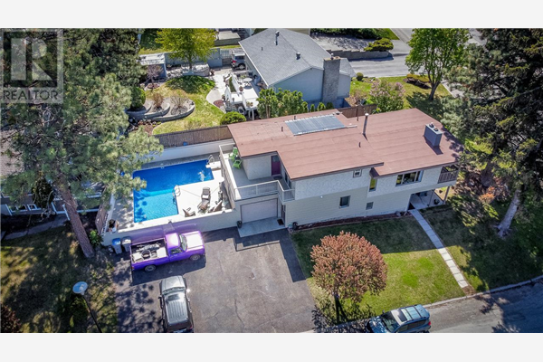 726 GLENEAGLES DRIVE, Kamloops