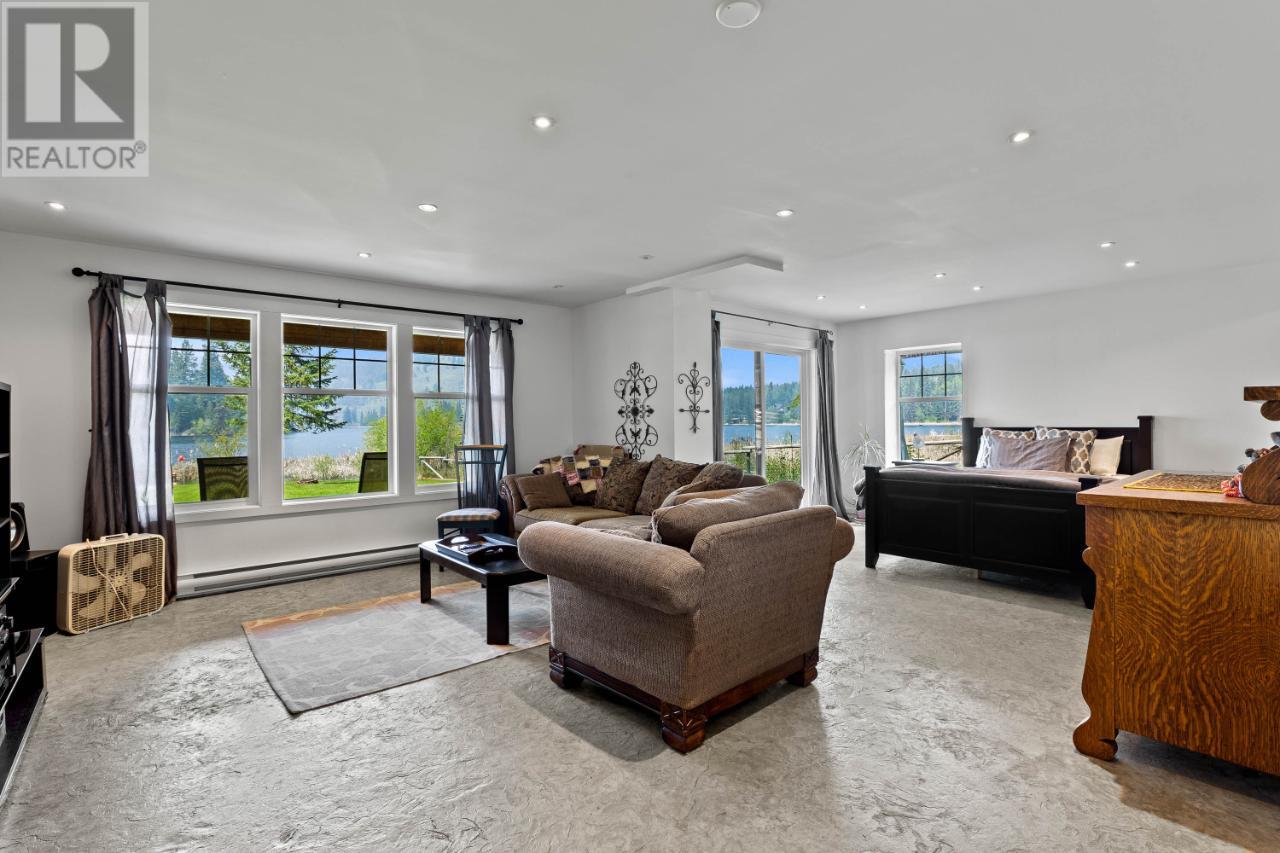 Listing 172896 - Large Photo # 24