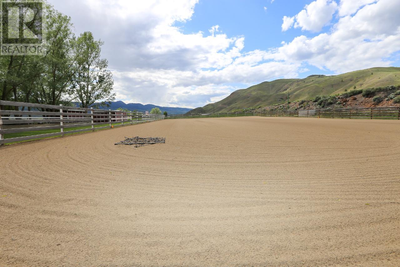 Listing 172947 - Large Photo # 37