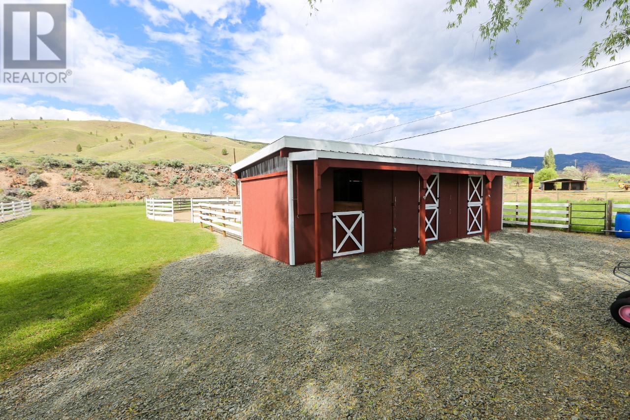 Listing 172947 - Large Photo # 47