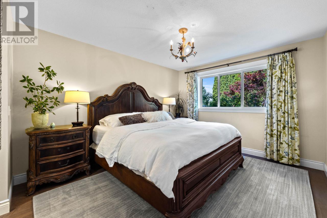 Listing 172954 - Large Photo # 19