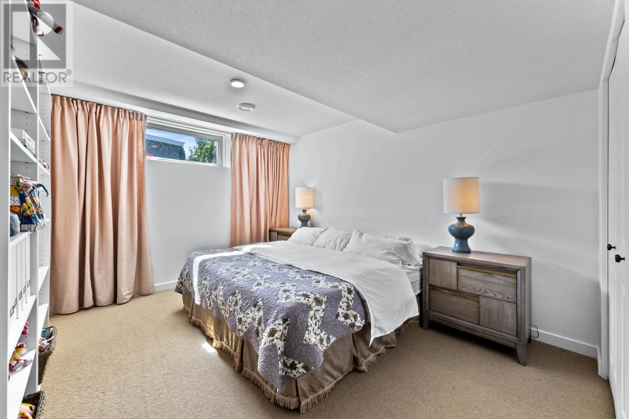 Listing 172954 - Large Photo # 26