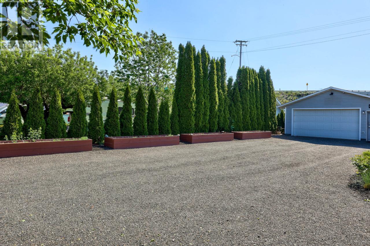 Listing 172954 - Large Photo # 28