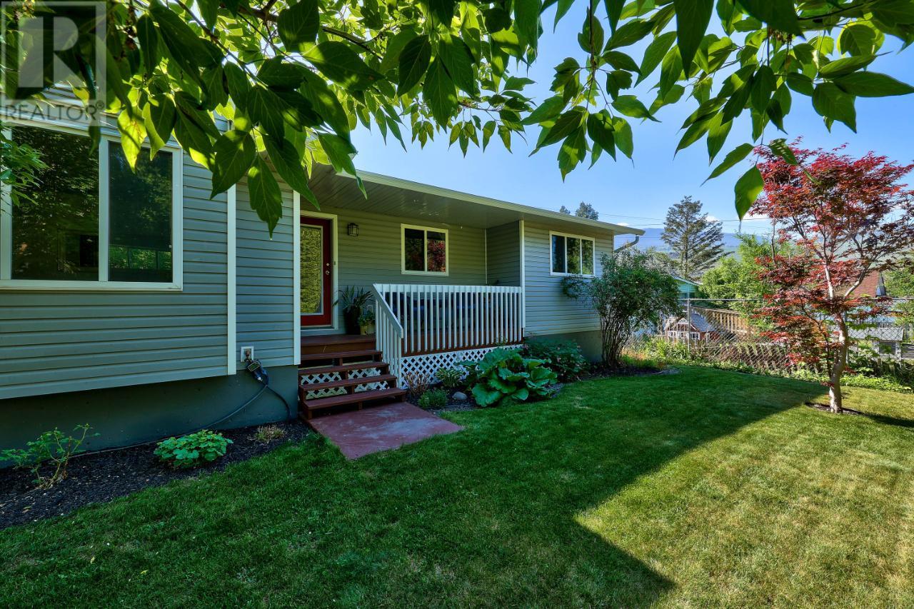 Listing 172954 - Large Photo # 1