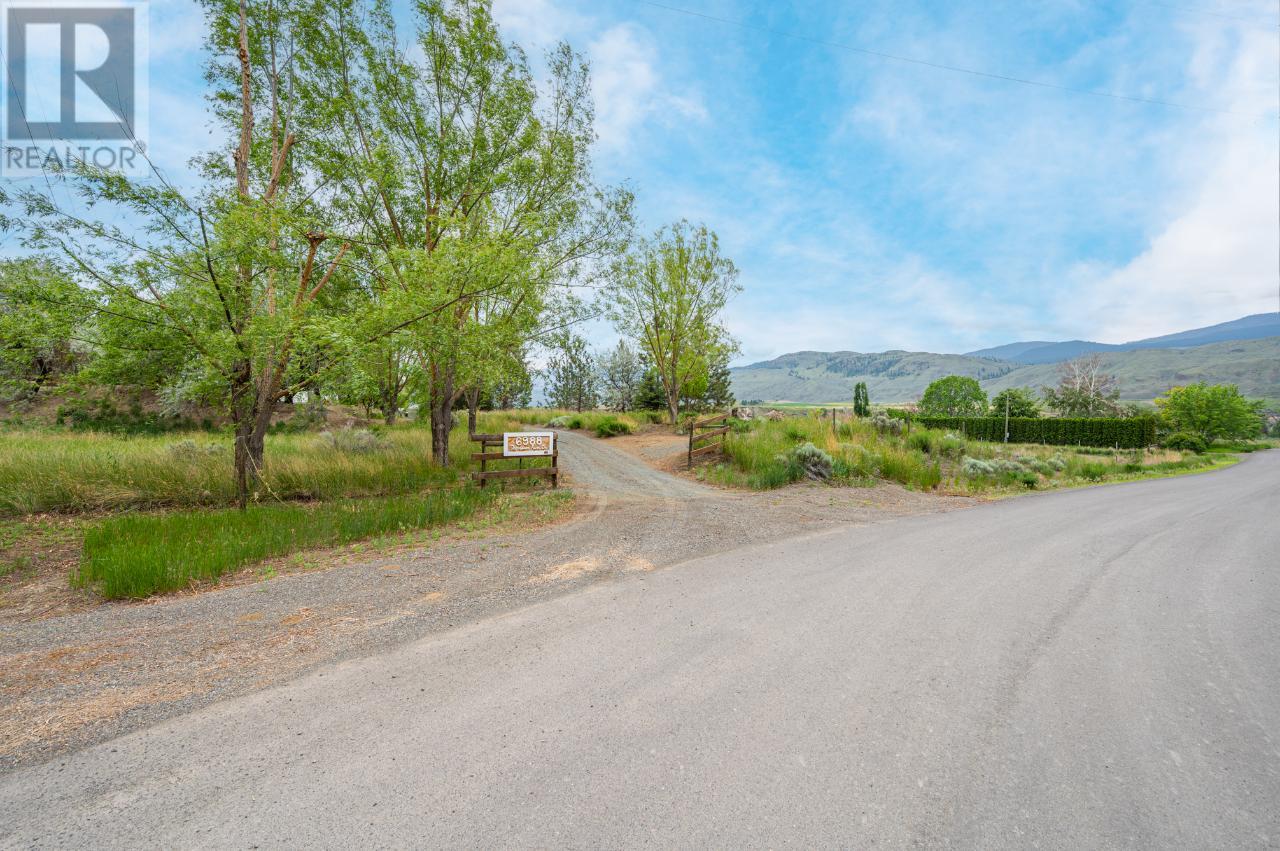 Listing 172978 - Large Photo # 57