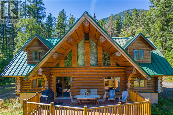 8100 TYAUGHTON LAKE RD, Lillooet