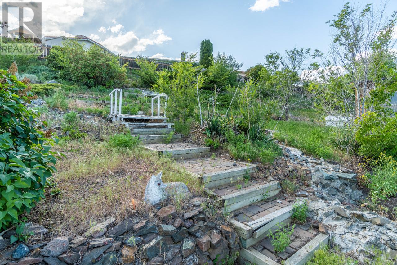 Listing 173142 - Large Photo # 34