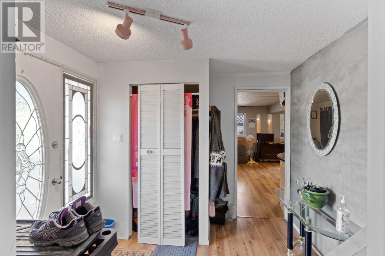 Listing 173142 - Large Photo # 6