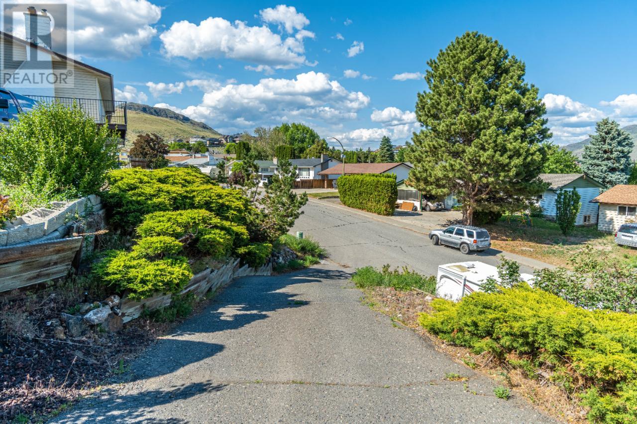 Listing 173142 - Large Photo # 38