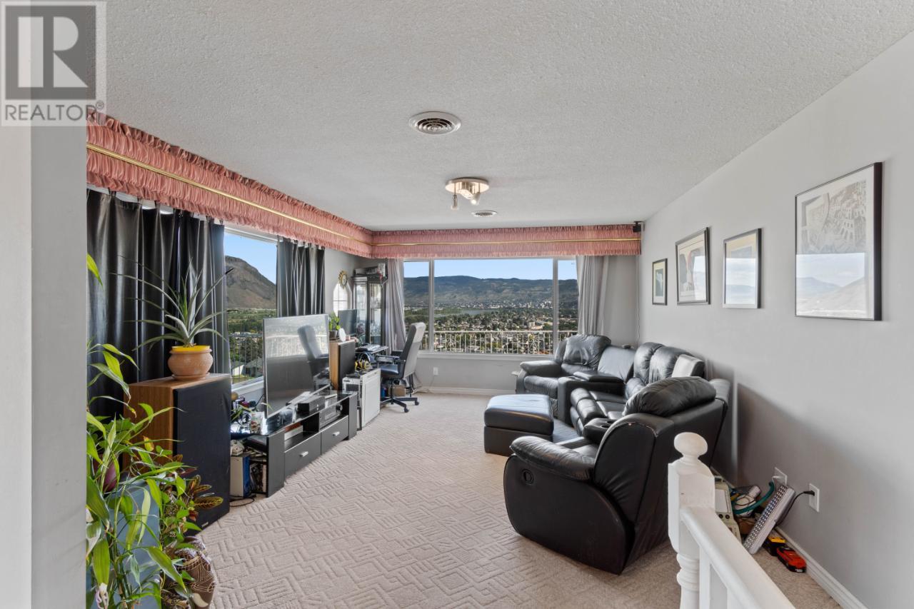 Listing 173142 - Large Photo # 15