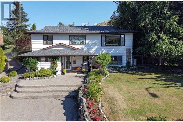 1586 NAPIER PLACE, Kamloops