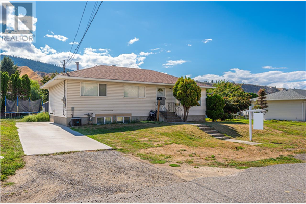 2645 TRANS CANADA HIGHWAY E, Kamloops