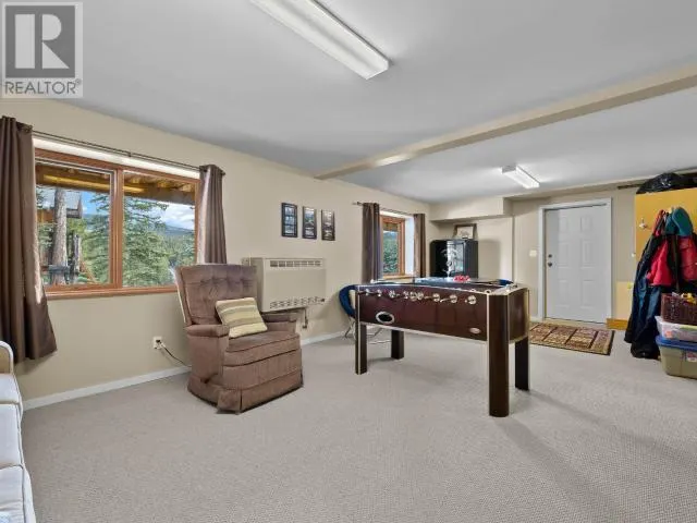 4810 PINE RIDGE Way
