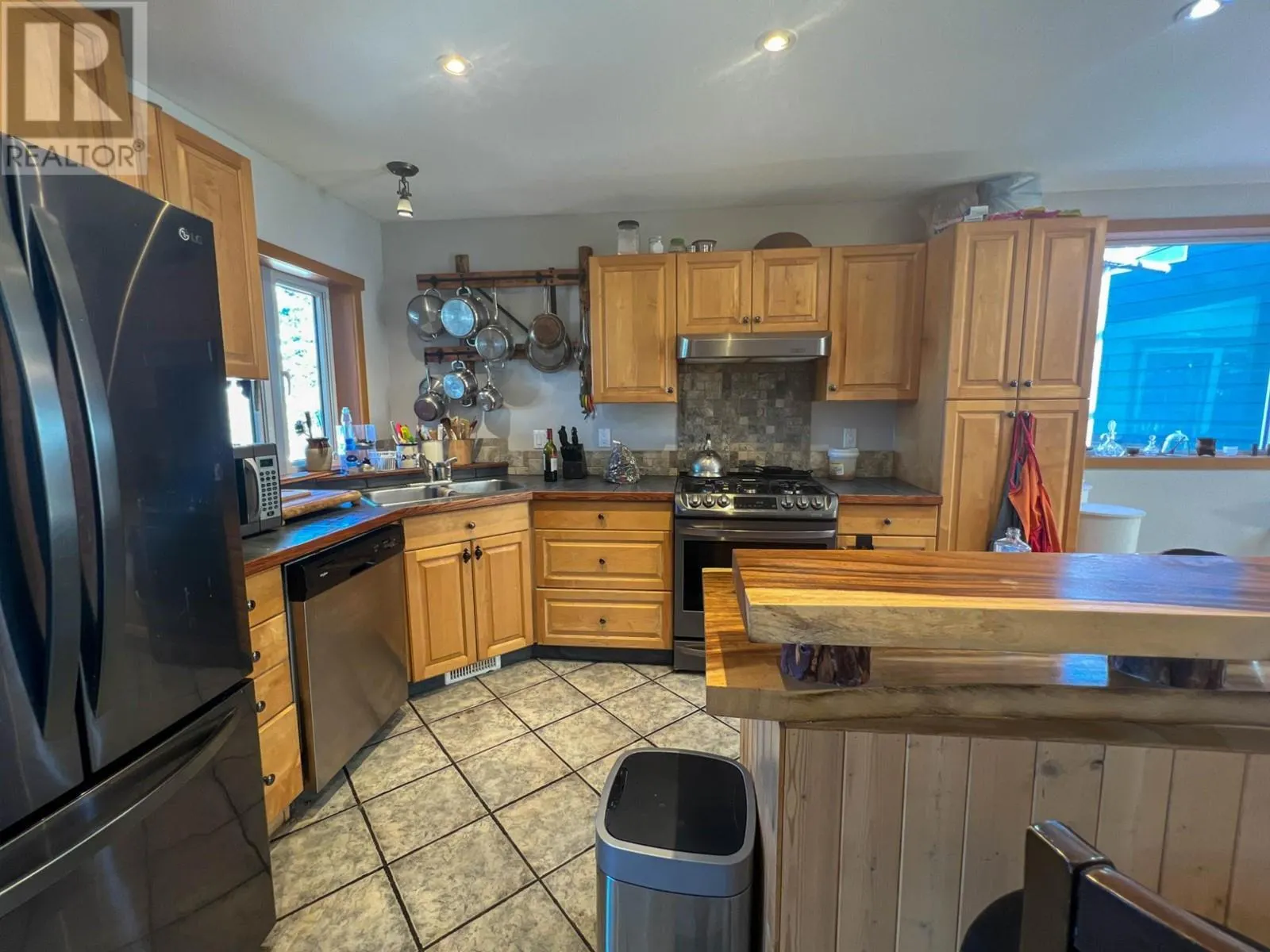 351 DALADON Place