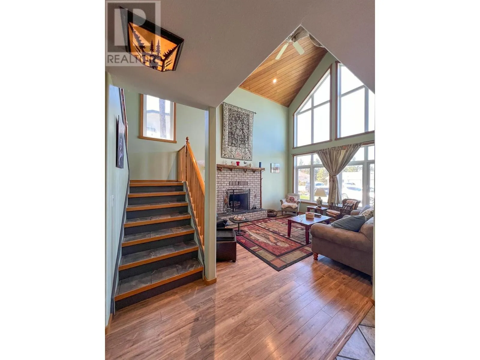 351 DALADON Place