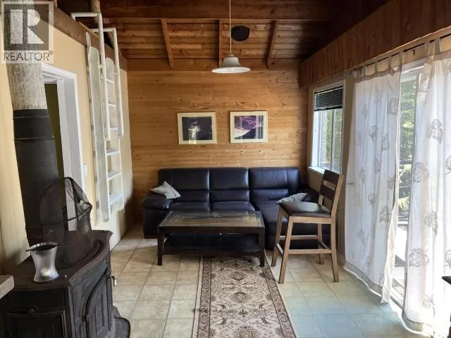 9302 POWELL LAKE