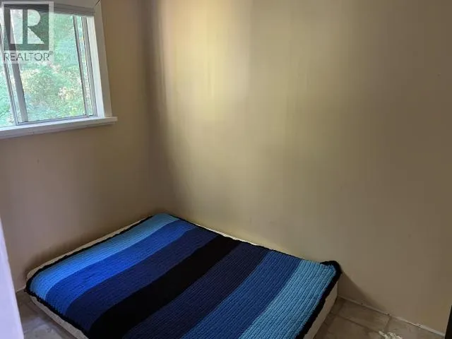 9302 POWELL LAKE