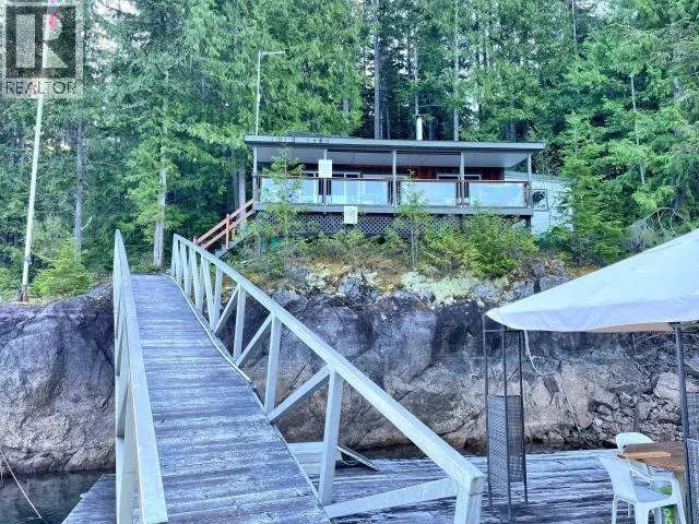 A-10640 POWELL LAKE