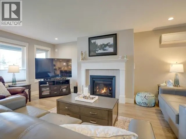 7472 GABRIOLA CRESCENT
