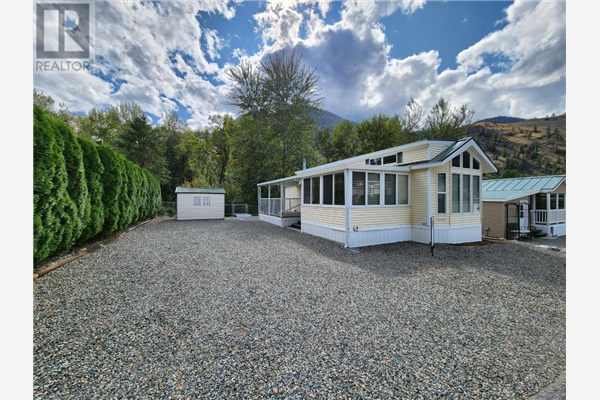 #42 4354 HWY 3,, Keremeos