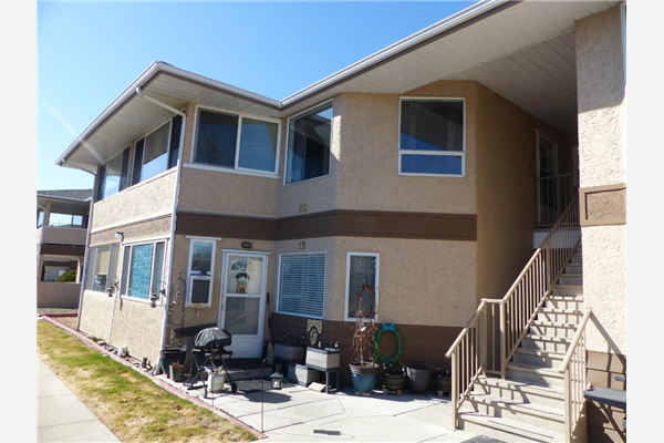 #20 14008 VICTORIA Road,, Summerland