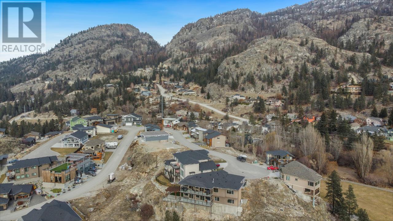 125 CABERNET Drive Unit# 32, #32