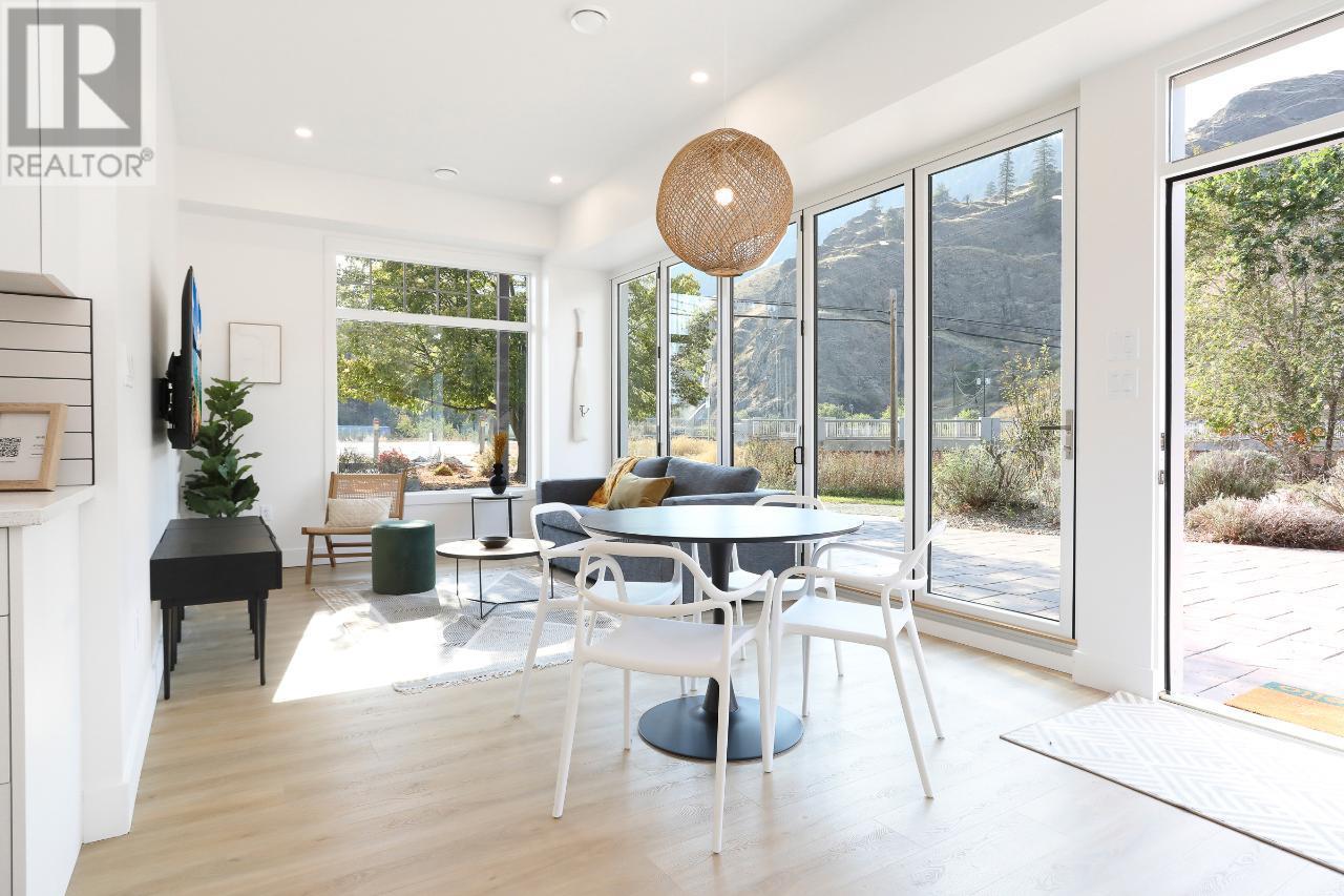 850 RAILWAY Lane Unit# 102/103, #102/103