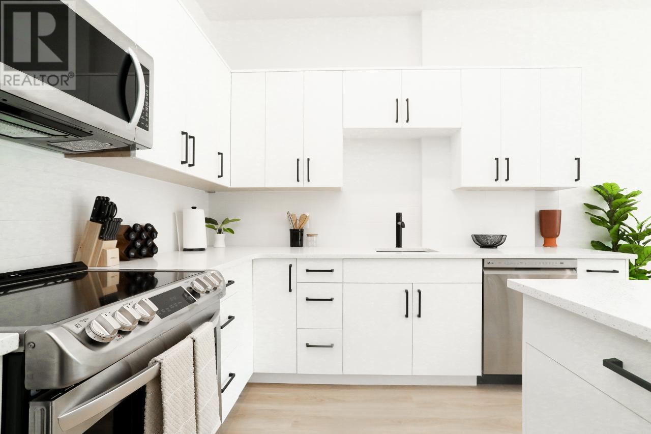 850 RAILWAY Lane Unit# 102/103, #102/103