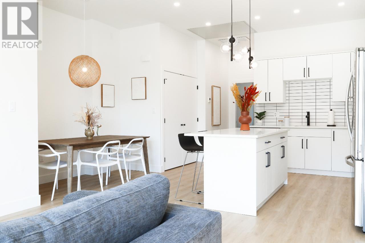 850 RAILWAY Lane Unit# 102/103, #102/103