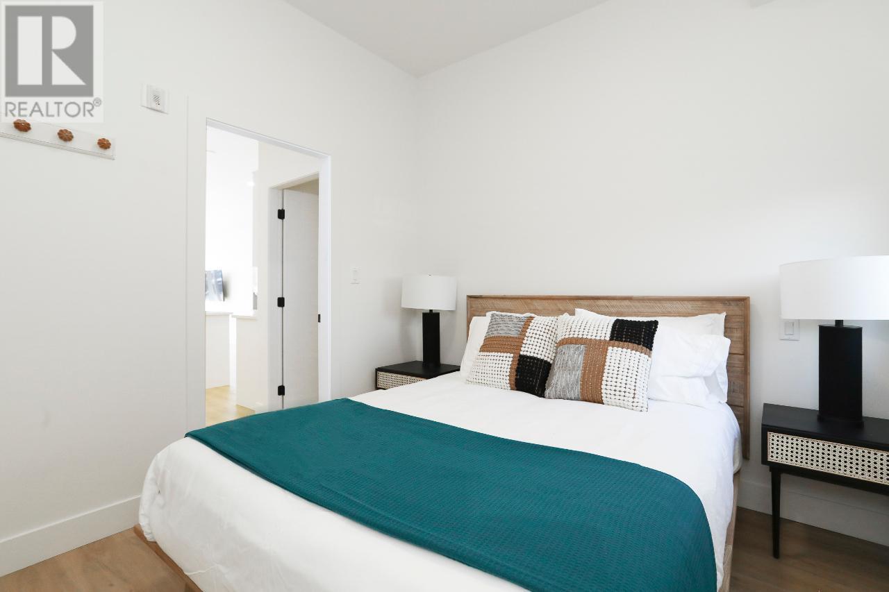 850 RAILWAY Lane Unit# 102/103, #102/103